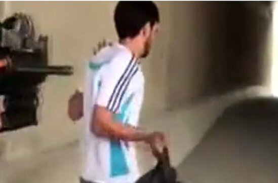 İsrail polisi küçədə fələstinli oğlanı güllələdi - ANBAAN VİDEO