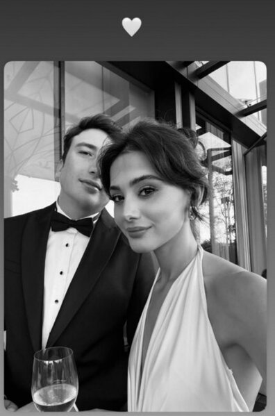 Özündən 10 yaş böyük iş adamı ilə barışdı - Foto