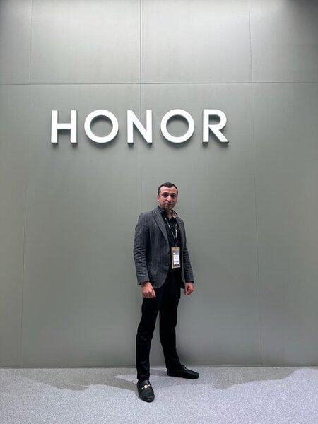 Çanta kimi daşına bilən TELEFON-FOTOLAR