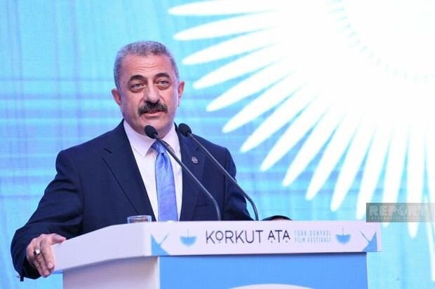 Sayit Yusuf: "Türkdilli xalqlar arasında dil anlaşılmazlığının həlli kino sahəsindən keçir"