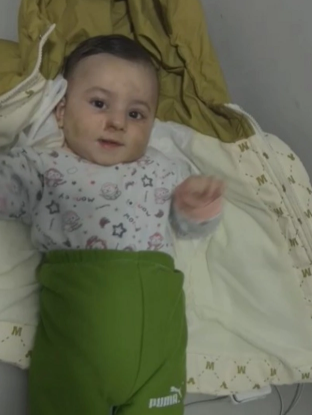 Bakıda qadın 6 aylıq övladının burnunu qırdı - Polisdən AÇIQLAMA