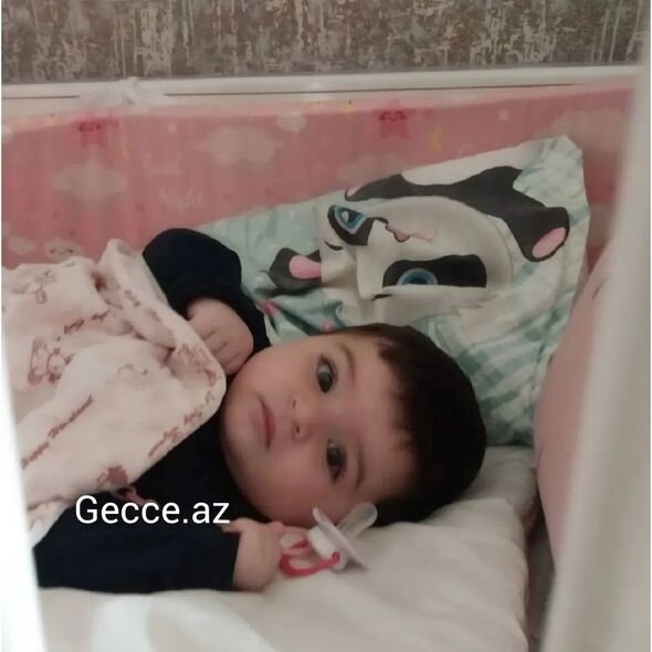 Dördüncü mərtəbədən düşərək faciəvi şəkildə ölən dördaylıq Aylanın FOTOLARI