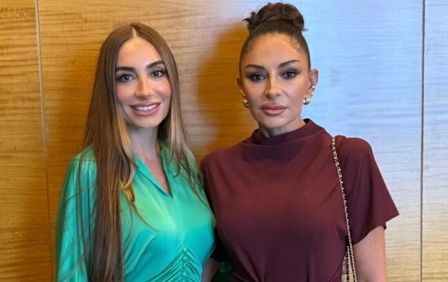 Arzu Əliyeva anası ilə Çindən paylaşım etdi - Fotolar