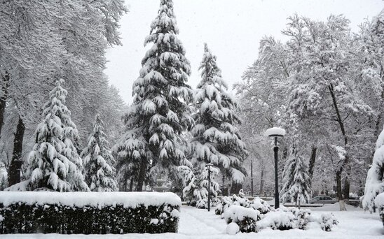 Dağlıq ərazilərdə qar yağıb, Bakıda temperatur normadan aşağı olub - FAKTİKİ HAVA