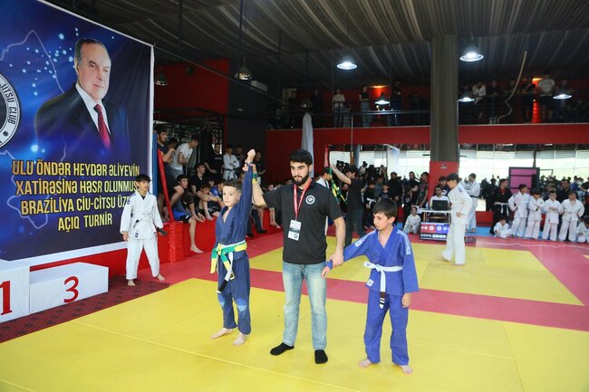 "Azərbaycan Braziliya Ciu-citsu Klubu" İctimai Birliyinin təşkilatçılığı ilə Heydər Əliyevin 102 illiyinə həsr olunmuş turnir keçirilib