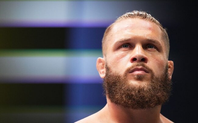 Azərbaycan təmsilçisi Rafael Fiziyev UFC turnirində qələbə qazanıb