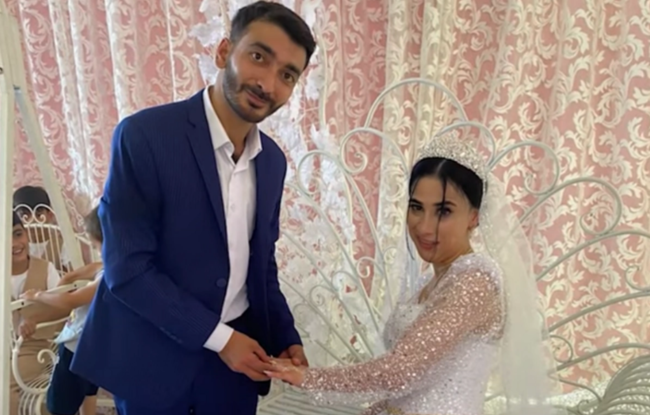 Toyları ilə gündəmi zəbt edən cütlük danışdı