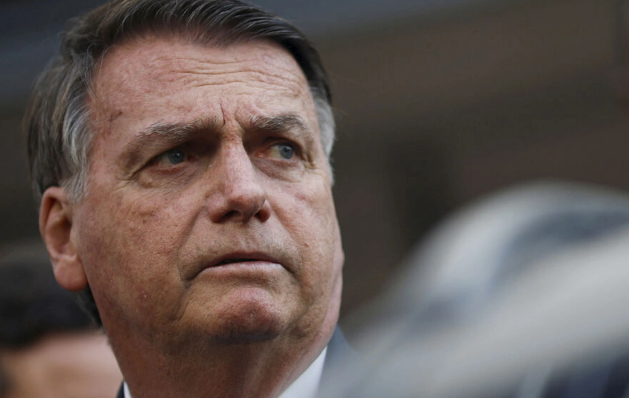 Braziliyanın keçmiş prezidenti ev dustaqlığından qaçmağa çalışıb