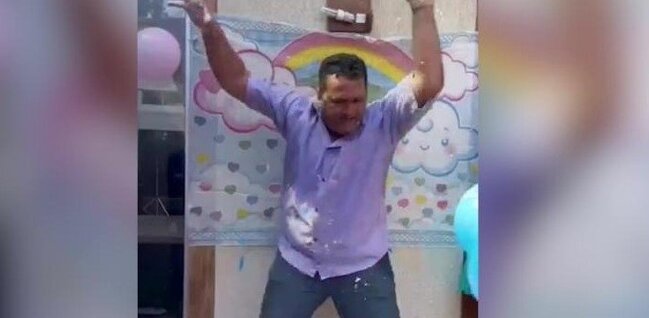 Uşağın cinsiyyət partisində aləmi bir-birinə qatdı