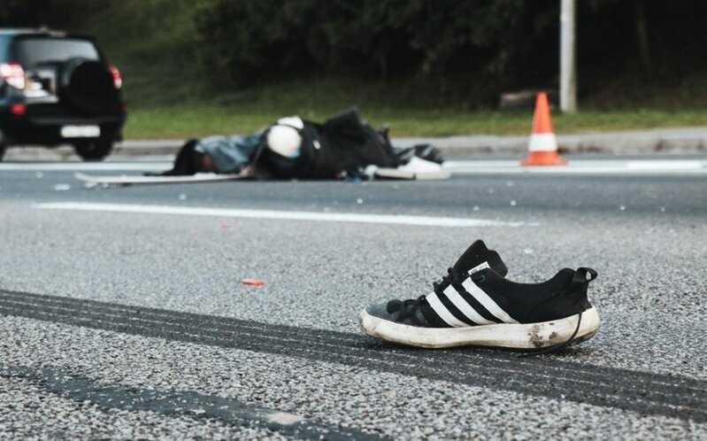 Gəncədə avtomobil 2 yeniyetməni vurub