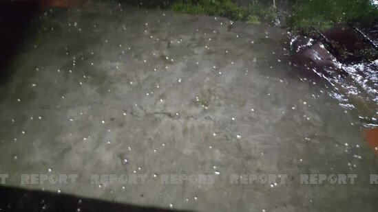 Qaxa güclü dolu yağıb - FOTO