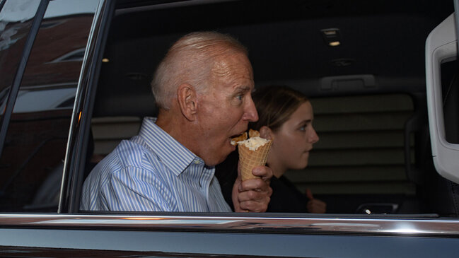 Bayden prezidentlikdən sonra necə yaşayır?