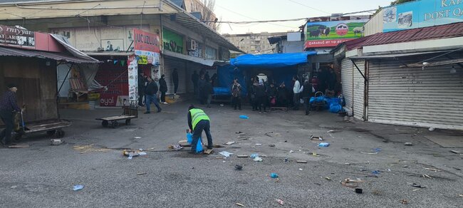 "Vosmoy" bazarının ətrafında küçə ticarəti yığışdırıldı - Fotolar