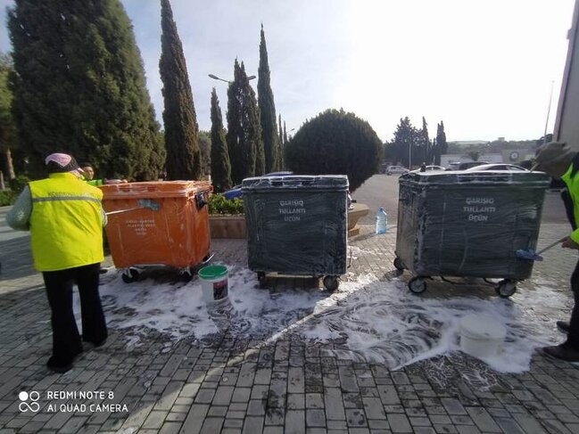 Bu gün paytaxtın 556 küçəsi yuyuldu - FOTO