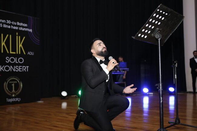 Rəvanın "Təklik" adlı solo konserti keçirildi-FOTOLAR