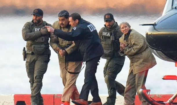 ABŞ Venesuelaya Maduro və həyat yoldaşının vəkillərinin xərclərini ödəməyə icazə verdi