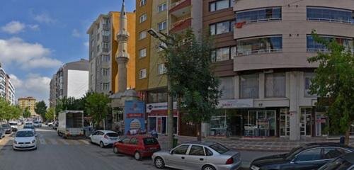 İki mənzil arasında "gizlənən" məscid maraqlı görünüşü ilə diqqət çəkir - FOTO