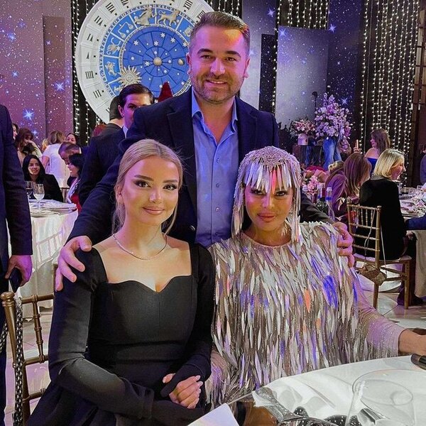 Aygün Kazımovanın dəbdəbəli ad günündən FOTOLAR