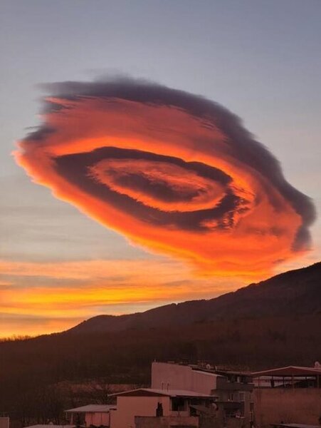 Səmada QORXUNC GÖZəllik: Heç beləsini görmüsüz? - FOTO-VİDEO