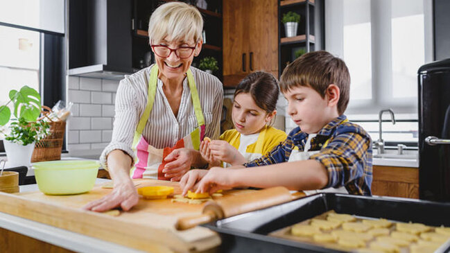 Nənələrin nəvə sevgisi ömrü uzadır