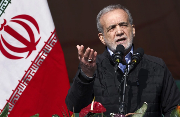 Pezeşkian: "İran nüvə proqramından əl çəkmədən dialoqa hazırdır"