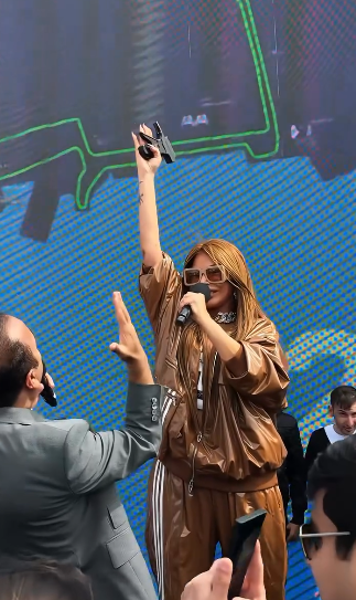 "Bakı marafonu"na Aygün Kazımova start verdi - FOTOLAR