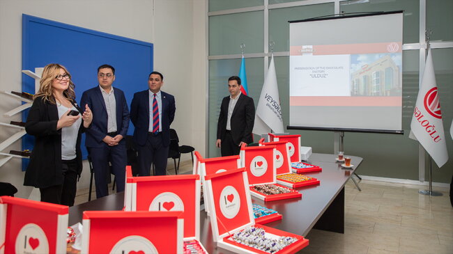 Özbəkistan universitetlərinin tələbələri "Ulduz" Şokolad Fabrikində istehsalat təcrübəsində iştirak ediblər