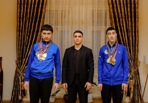 Leyla Əliyeva Azərbaycan Autizm Assosiasiyasının idmançı uşaqları ilə görüşüb - FOTO