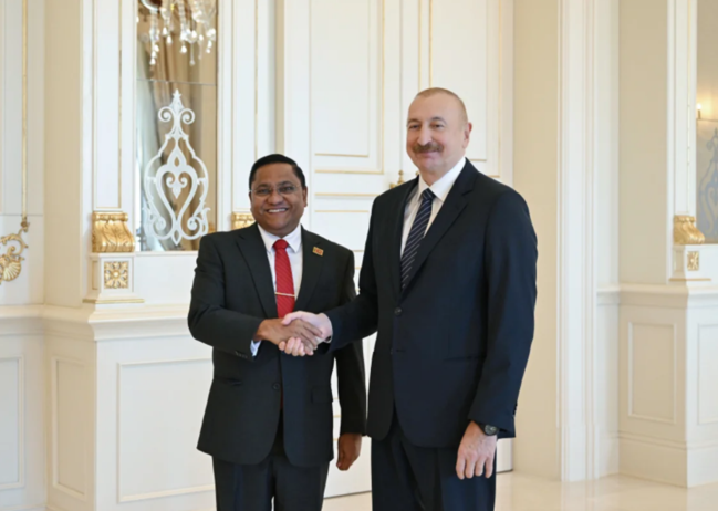 İlham Əliyev Şri-Lankanın xarici işlər, xarici məşğulluq və turizm nazirini qəbul edib - Foto