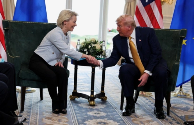 KİV: Aİ Trampla "qorxunc sövdələşmə" bağladı