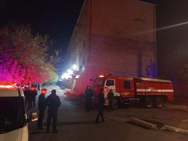 Azərbaycanda yaşayış binasında UÇQUN OLDU - Xəsarət alanlar var - VİDEO+FOTOlar