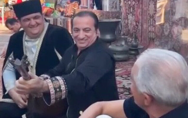 Natiq Şirinov sazda çaldı, Alim Qasımovla Aşıq Əli oxudu - Video