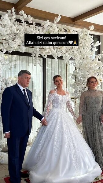 Mələkxanım Eyubova həyat yoldaşı ilə - Fotolar