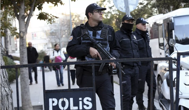 İstanbulda bir tondan çox metamfetamin müsadirə edildi