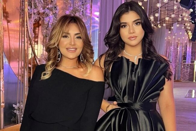 Qızından danışan Zülfiyyə Xanbabayeva: "İstədim dost olum, alınmadı"