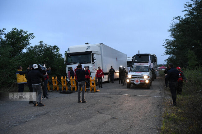 BQXK rəsmisi: "Qarabağda yaşayan erməniəsilli şəxslərə un və tibbi ləvazimatlar göndərilib" - FOTO