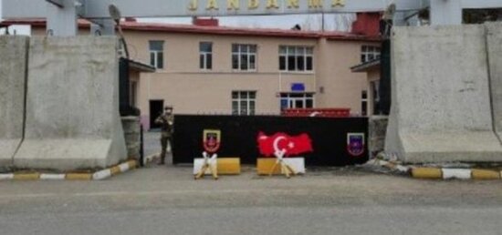 11-ci sinif şagirdi onunla evlənmək istəyən kişini öldürdü - FOTO