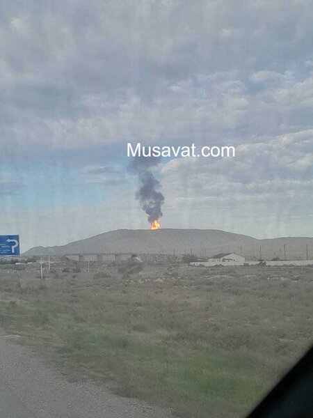 Sahil qəsəbəsi yaxınlığında vulkan püskürdü (YENİLƏNİB/FOTO/VİDEO)