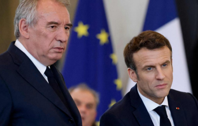 Fransada prezident və baş nazirdən narazı olanların sayı artır