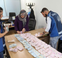 Dilənçinin 1 günlük qazancı: 3000 manat... - FOTO