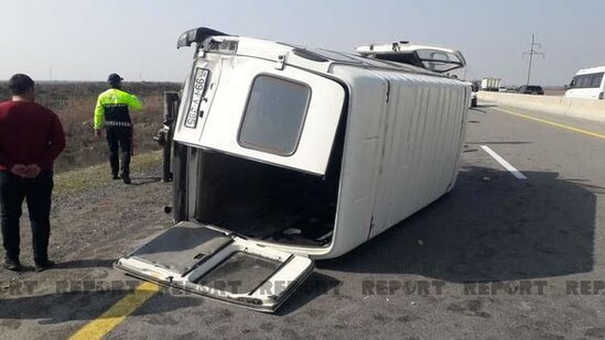 Bakı-Qazax yolunda ağır QƏZA: Səkkiz nəfər xəsarət aldı - FOTO