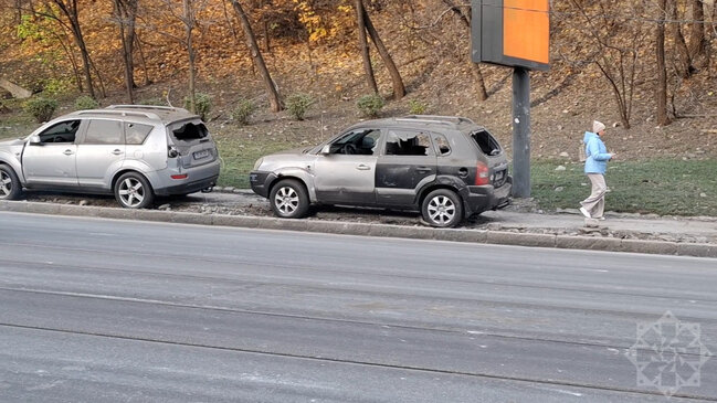 Kiyevə atılan "İskəndər"in qəlpələri səfirliyimizin binasına düşüb - Fotolar-Yenilənib