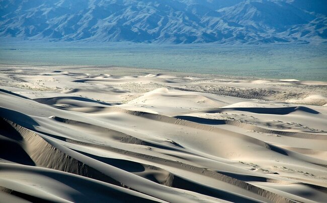 Alimlər Ərəbistan səhrasının mərkəzində qədim göl və çayların izlərini tapıblar