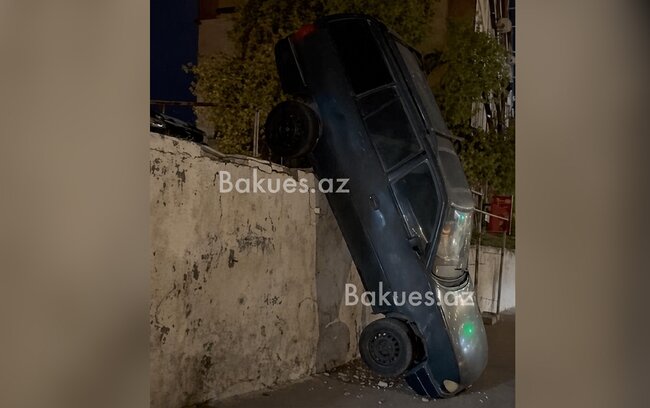 Bakıda qeyri-adi yol qəzası - Video