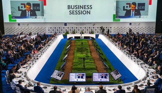 Veysəloğlu Şirkətlər Qrupu Asiya İnkişaf Bankının 58-ci illik toplantısında iştirak edib