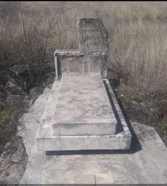 Azərbaycanın ilk şəhidinin məzarı tapıldı - Fotolar