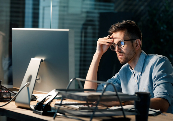 Yorğunluqla tükənmişlik arasında fərqi necə ayırd edək?