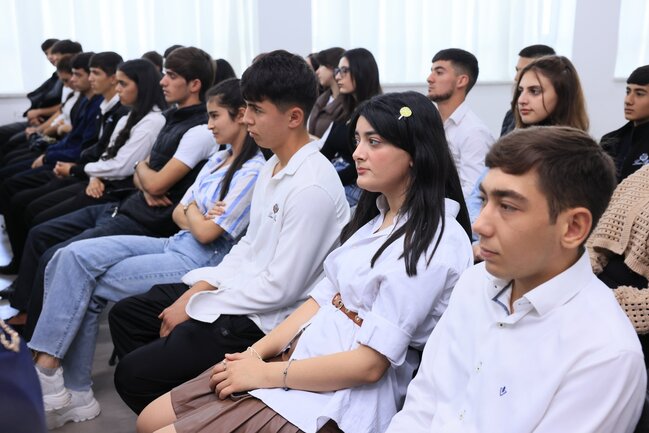 "Milli Mətbuat 150 – Rəqəmsal erada gənclər və media savadlılığı" layihəsi çərçivəsində gənclərlə görüş keçirilib