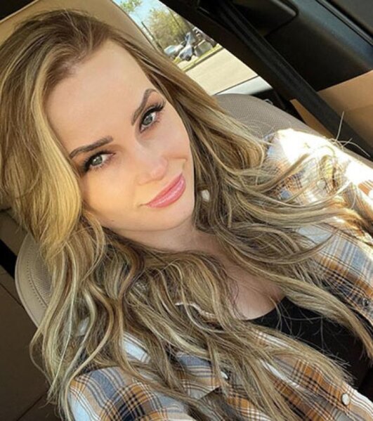 Tanınmış model intihar etdi