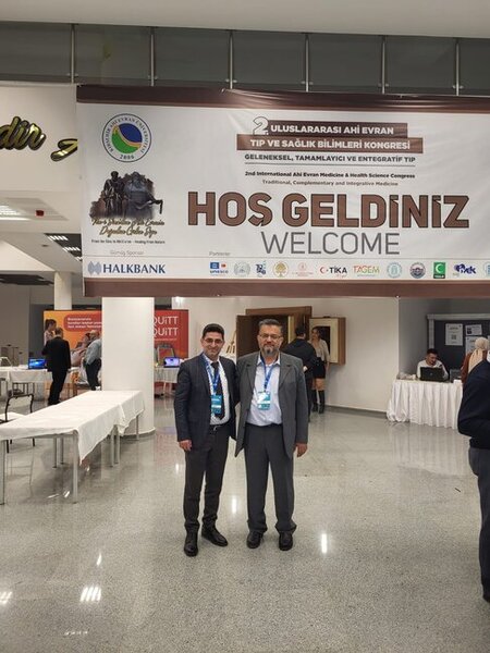 Azərbaycanlı həkim ölkəmizi Türkiyədə belə TƏMSİL ETDİ - FOTO